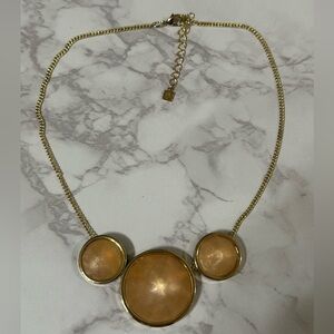 Rose Pierre Chic Gold and Peach Necklace with three circles gems